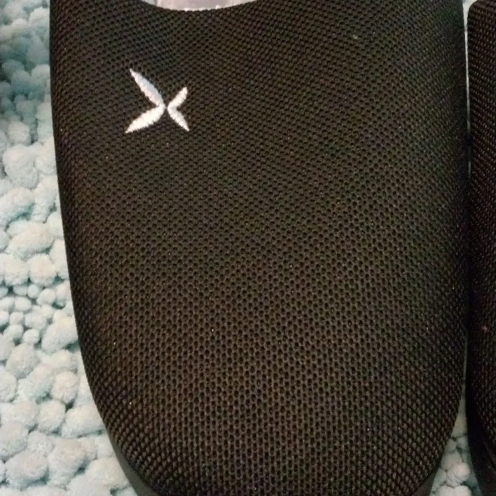 Nwt Kisfly Black House Slippers Size 11-12
